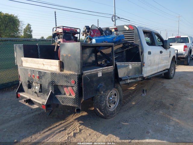 Ford 2019 2019 1FD7W2B66KEG48759 Image 4