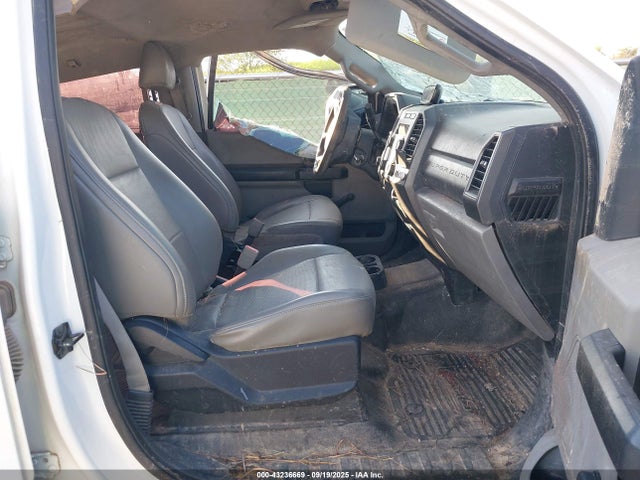 Ford 2019 2019 1FD7W2B66KEG48759 Image 5