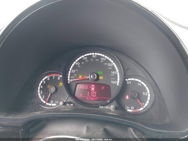 3VWF17AT1FM646143 Volkswagen Beetle