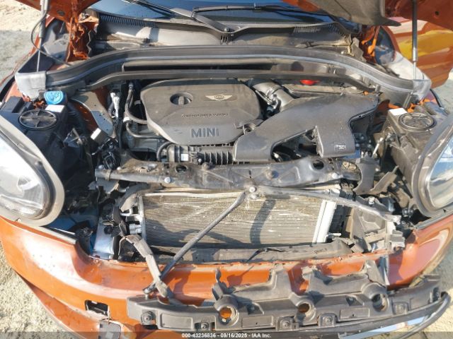 2018 MINI COUNTRYMAN WMZYS7C39J3F44351 Photo 9