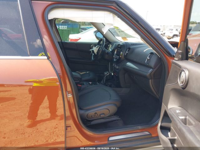 2018 MINI COUNTRYMAN WMZYS7C39J3F44351 Photo 4