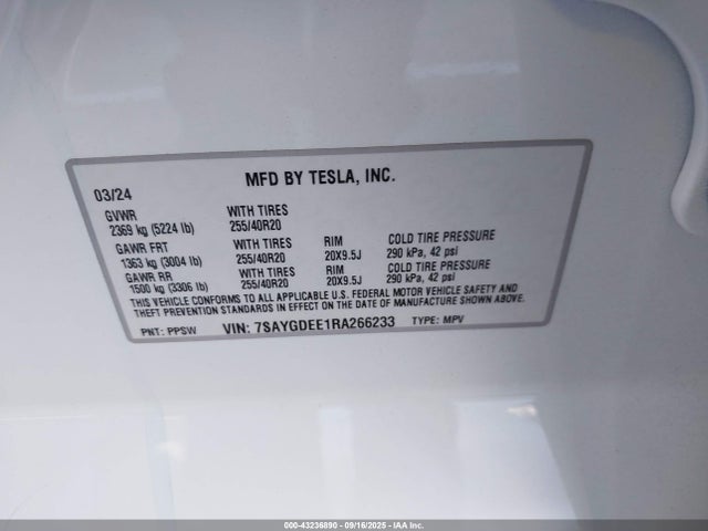2024 TESLA MODEL Y 7SAYGDEE1RA266233 Photo 8