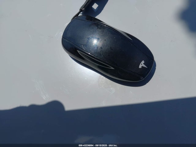 2013 TESLA MODEL S 5YJSA1CG1DFP21908 Photo 10