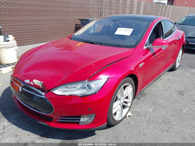 2013 TESLA MODEL S 5YJSA1CG1DFP21908 Photo 1