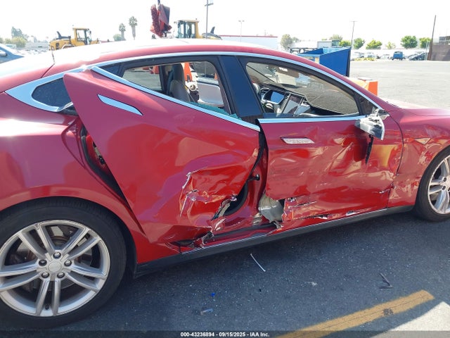 2013 TESLA MODEL S 5YJSA1CG1DFP21908 Photo 5