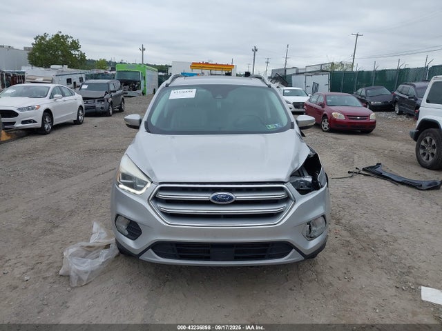 1FMCU0J9XHUA75058 Ford 2017