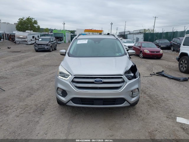 1FMCU0J9XHUA75058 Ford 2017