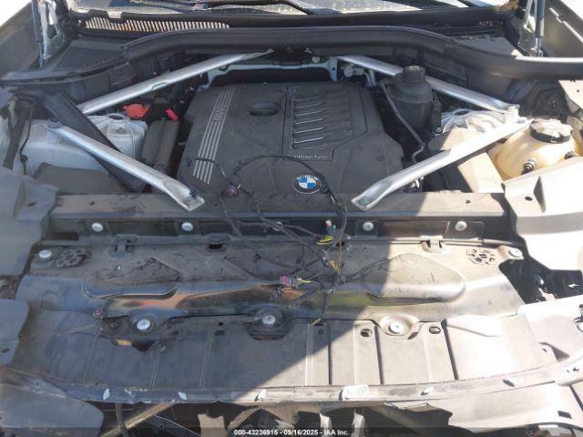 2019 BMW X5 5UXCR6C51KLL07027 Photo 9