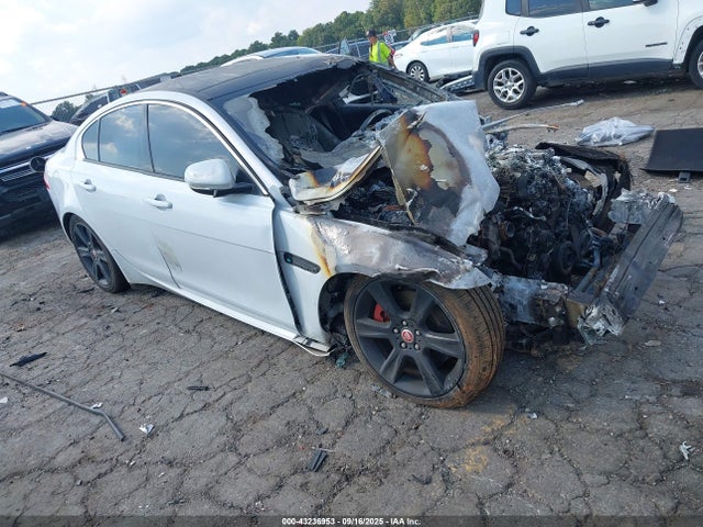 2018 JAGUAR XE SAJAJ4FX1JCP38811