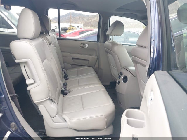 Honda j35z4 2015 5FNYF4H74FB055457 Image 8