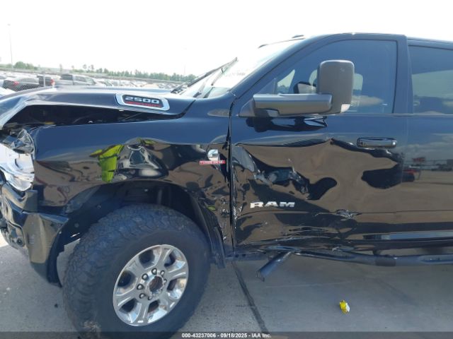 2022 RAM 2500 3C6UR5DL8NG403291 Photo 5