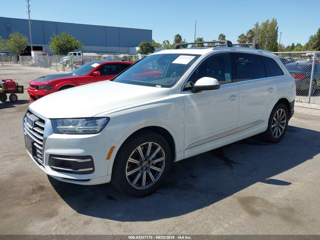 2019 AUDI Q7 WA1LAAF72KD015836 Photo 1