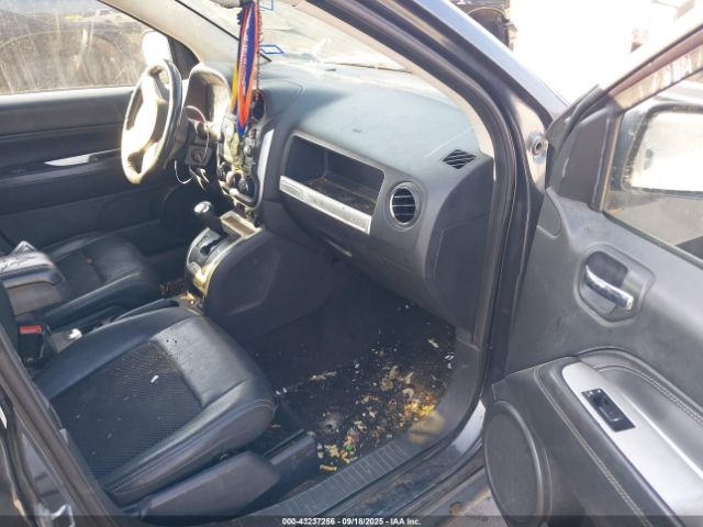 2015 JEEP COMPASS 1C4NJDEBXFD217092 Photo 4