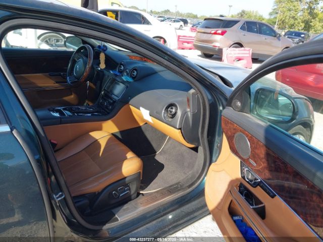 2014 JAGUAR XJ SAJWJ1CD3E8V61671 Photo 4