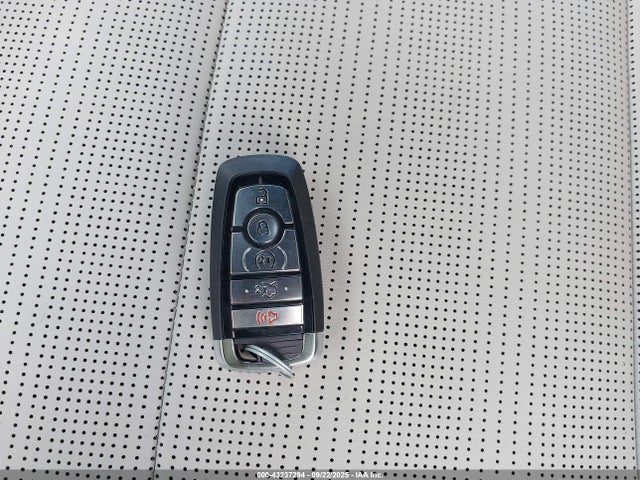 Ford 4v 2025 1FAGP8UH2S5104185 Image 11