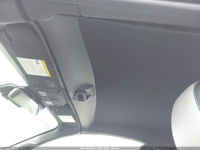 Ford 4v 2025 1FAGP8UH2S5104185 Image 21