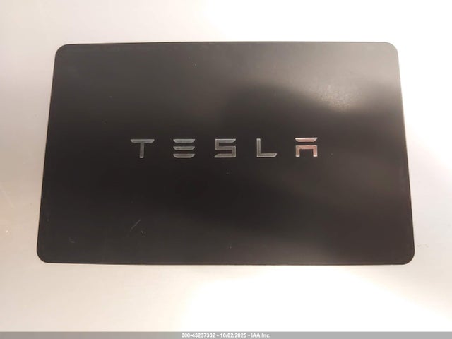 2023 TESLA MODEL 3 5YJ3E1EAXPF462938 Photo 10