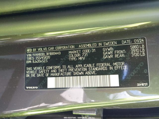 2024 VOLVO XC60 RECHARGE PLUG-IN HYBRID YV4H60DL3R1889449 Photo 8