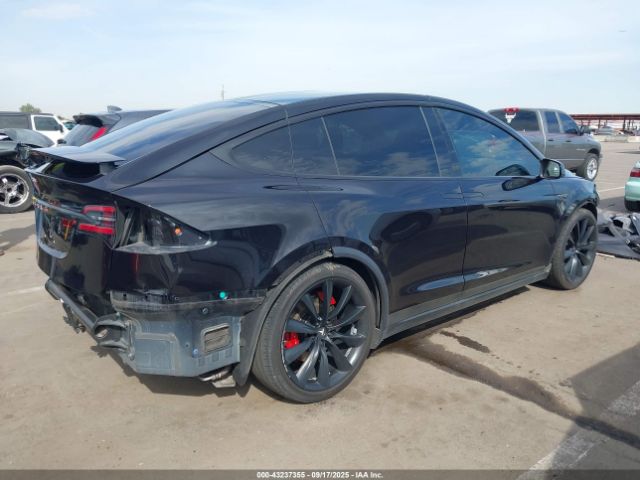2016 TESLA MODEL X 5YJXCBE2XGF005522 Photo 3