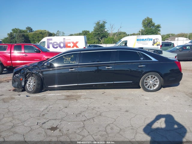 Aukcja sprzedaży 2015 Cadillac Xts V4u Coachbuilder Limousine, vin: 2GEXG6U38F9550036, numer aukcji: 43237371