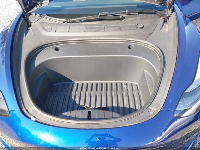 5YJ3E1EA0PF609798 Tesla 2023