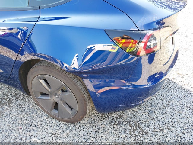 5YJ3E1EA0PF609798 Tesla 2023