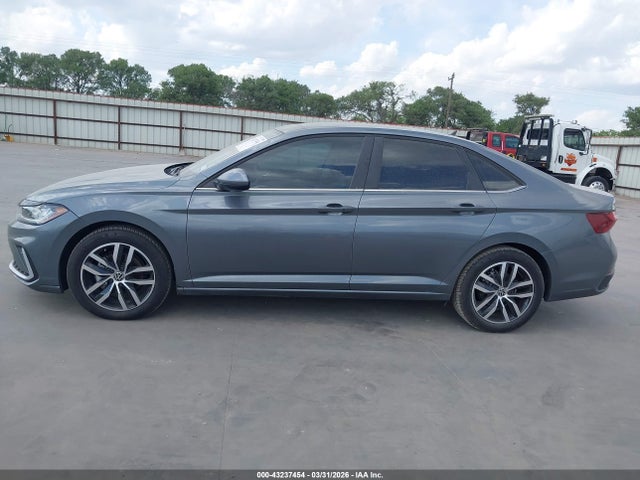 Продажа на аукционе авто 2025 Volkswagen Jetta 1.5t Se, vin: 3VW7X7BU0SM056228, номер лота: 43237454