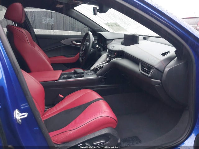 43237479 :رقم المزاد ، 19UUB5F55NA003555 vin ، 2022 Acura Tlx A-spec Package مزاد بيع