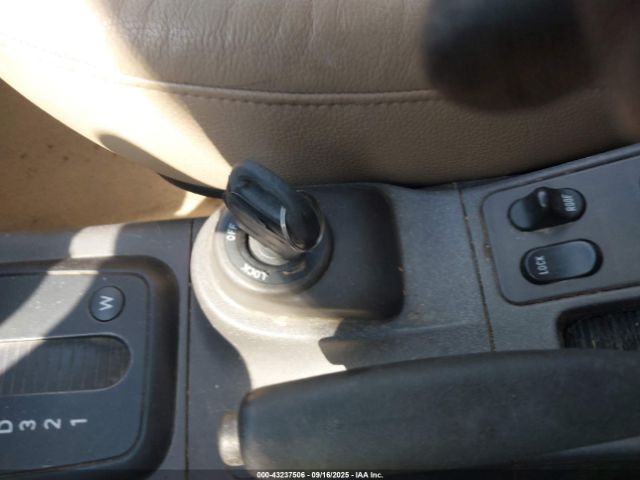 2002 SAAB 9-3 YS3DF58K722033936 Photo 10