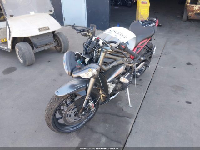 2022 TRIUMPH MOTORCYCLE STREET TRIPLE SMTA554S0NTAV1832 Photo 1