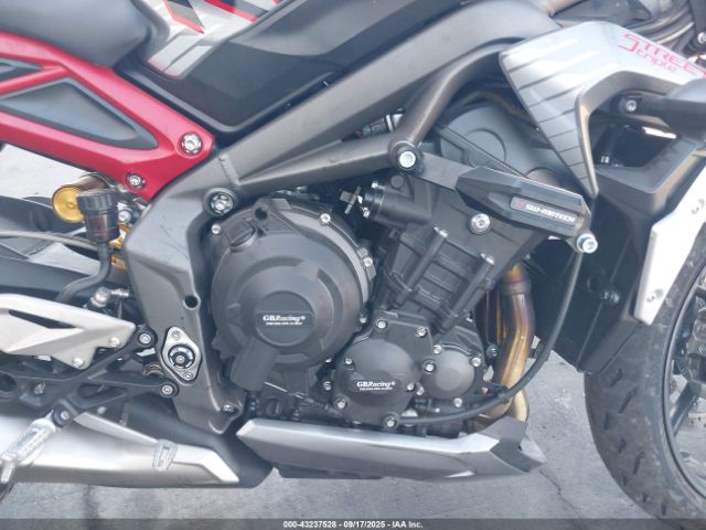 2022 TRIUMPH MOTORCYCLE STREET TRIPLE SMTA554S0NTAV1832 Photo 7