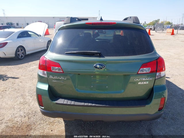 Auction sale of the 2014 Subaru Outback 2.5i Limited, vin: 4S4BRBLC5E3320111, lot number: 43237599