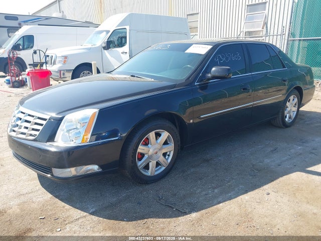 2008 CADILLAC DTS 1G6KD57Y08U107062 Photo 1