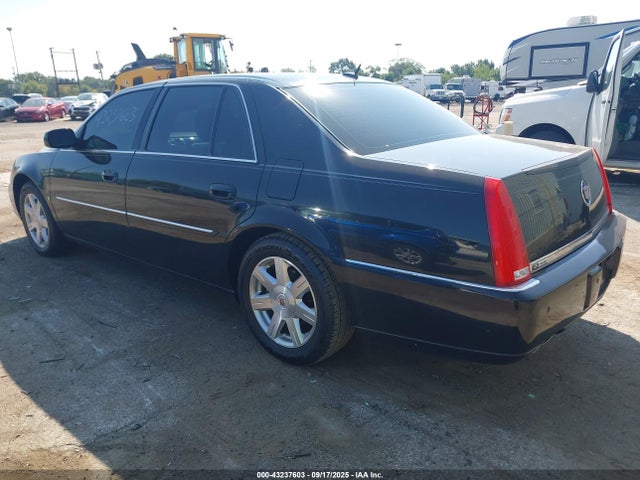 2008 CADILLAC DTS 1G6KD57Y08U107062 Photo 2