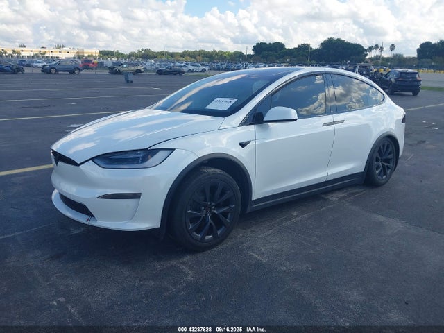 2022 TESLA MODEL X 7SAXCDE53NF345097 Photo 1