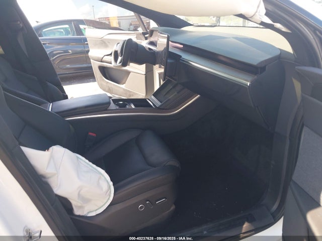 2022 TESLA MODEL X 7SAXCDE53NF345097 Photo 4