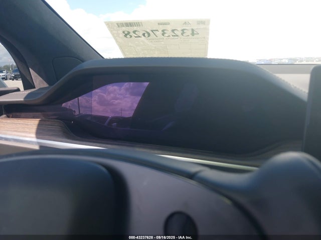 2022 TESLA MODEL X 7SAXCDE53NF345097 Photo 6