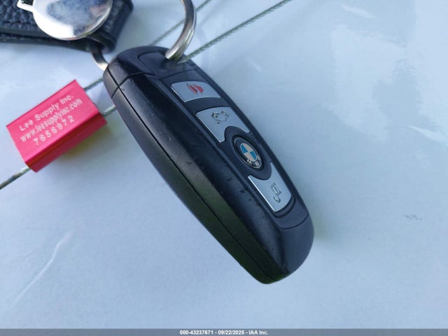BMW 528I 2015 WBA5A5C51FD514249 Image 11
