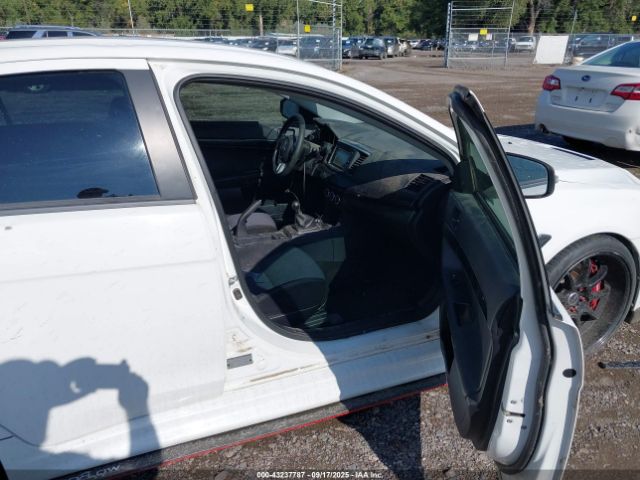 2015 MITSUBISHI LANCER EVOLUTION JA32W8FV0FU011332 Photo 4