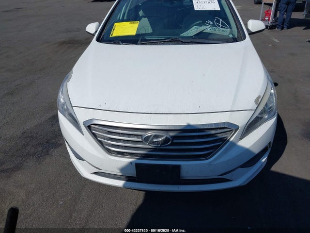 5NPE24AF2HH485637 Hyundai 2017