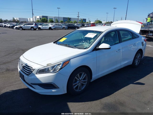 5NPE24AF2HH485637 Hyundai 2017