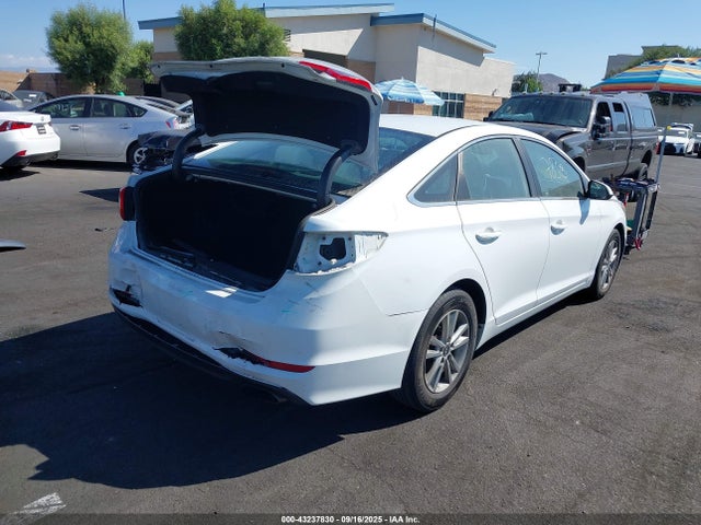 5NPE24AF2HH485637 Hyundai 2017
