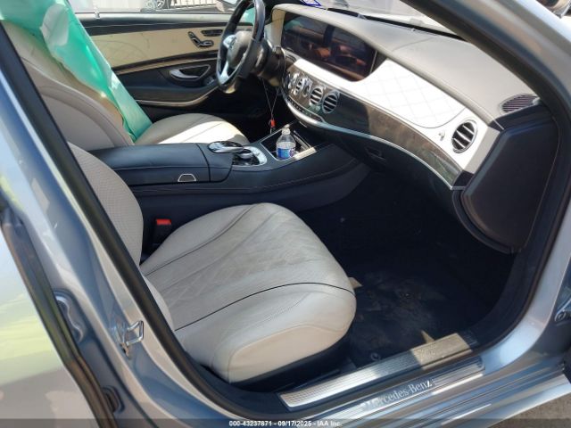 2019 MERCEDES-BENZ S 560 WDDUG8DBXKA480087 Photo 4