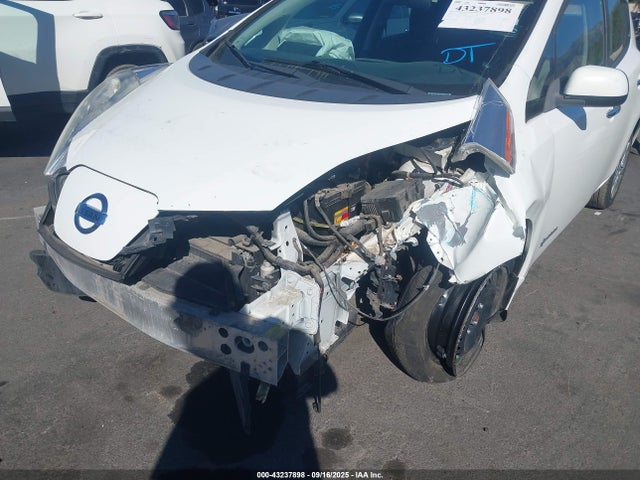 Nissan Leaf 2014 1N4AZ0CP5EC339481 Image 6