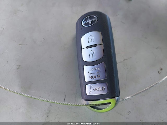 3MYDLBZVXGY146927 Scion p5v