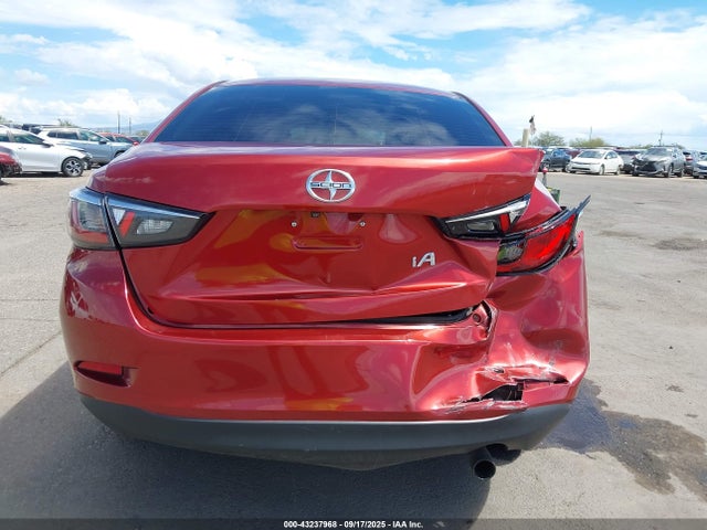 3MYDLBZVXGY146927 Scion p5v