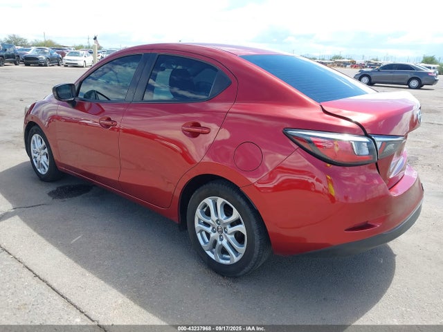 3MYDLBZVXGY146927 Scion p5v