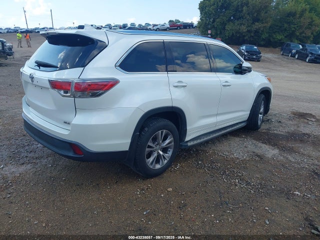 5TDKKRFH3FS115847 Toyota 2gr-fe