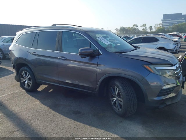 Honda j35y6 2017 5FNYF5H32HB030661 Image 14