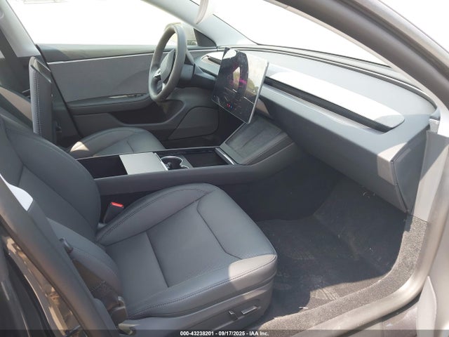 2025 TESLA MODEL 3 5YJ3E1EA8SF029756 Photo 4